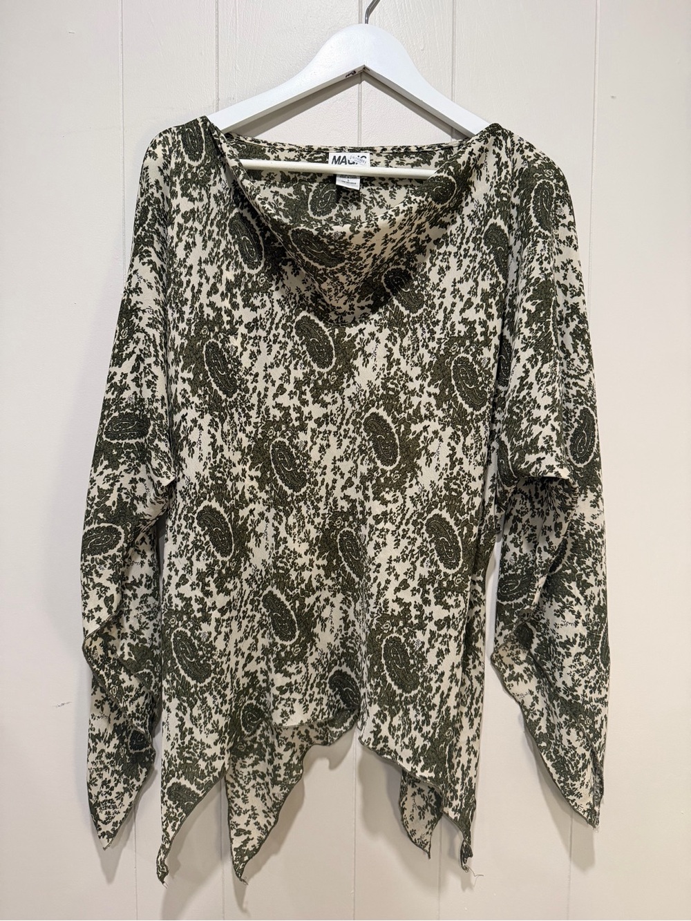 MAGIC Olive Paisley Lightweight Top